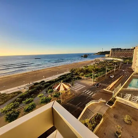 Апартаменты Centre Balcon Vue Mer, Piscine, Plage